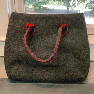 Wool Tote (Pinned Stripped Lined)